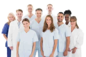 Qual plano contratar para meus funcionários, o plano odontológico ou convênio médico? Qual plano contratar para meus funcionários, o plano odontológico ou convênio médico?