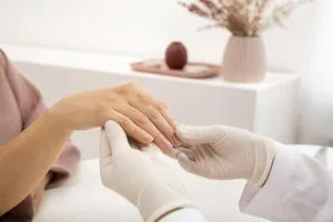 Unhas Amareladas: Quais são as causas? Unhas Amareladas: Quais são as causas?