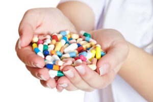 Pare de se automedicar agora mesmo!